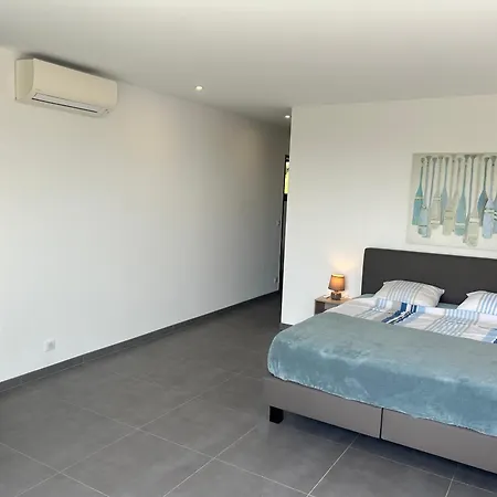 Magnifique 400m De La De Tarco 22 Personnes Villa